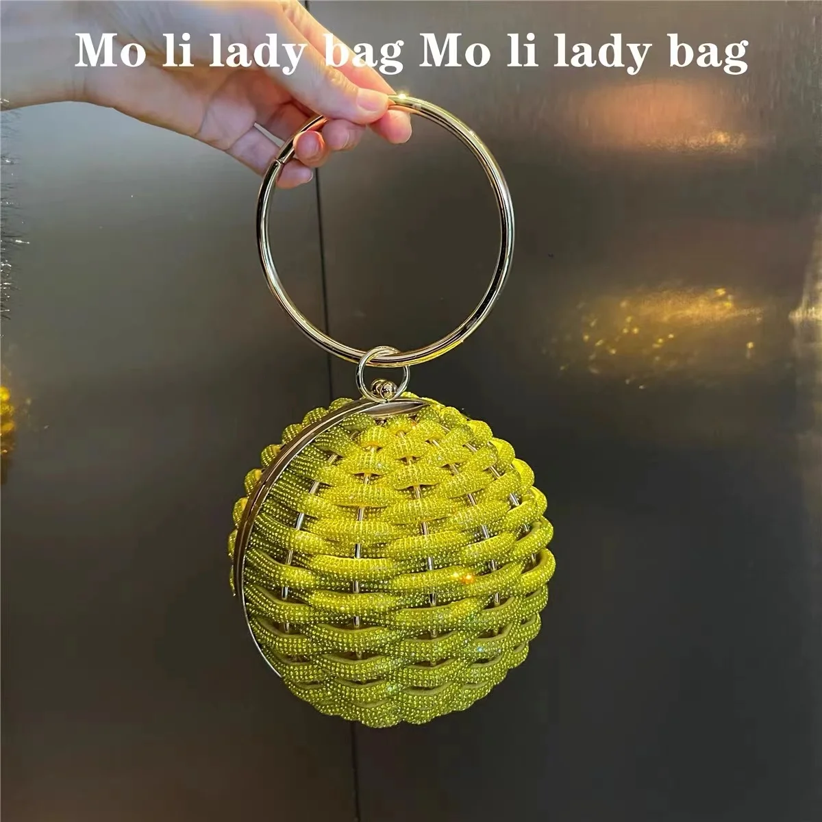 Круглая сумка с блестящими стразами и бриллиантами женская роскошная вечерняя