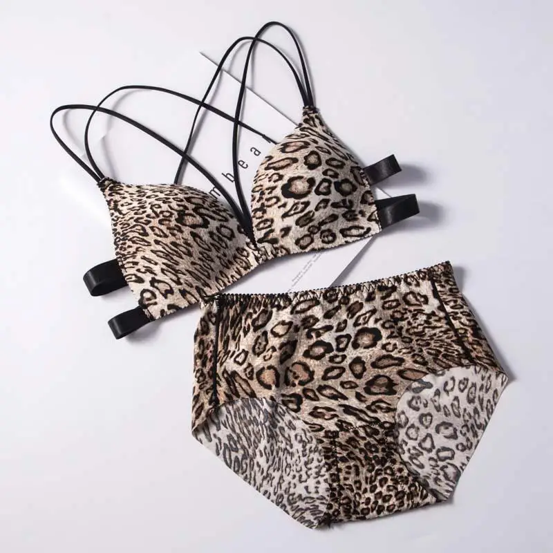 Горячий тонкий бюстгальтер Miniso комплект нижнего белья Kawaii Hello Kitty сексуальный