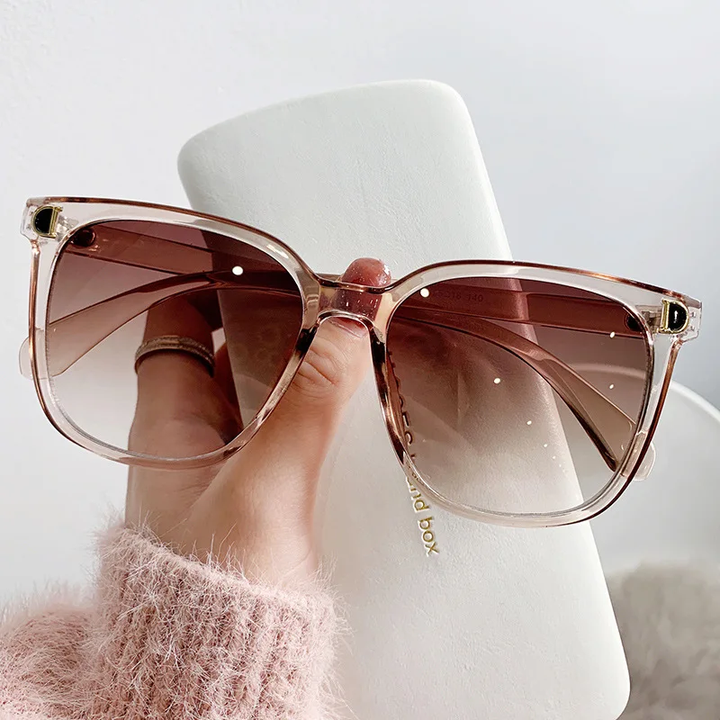 

Fashion oversized sunglasses woman brand designer square vintage sunglasses female big frame gradient sun tones