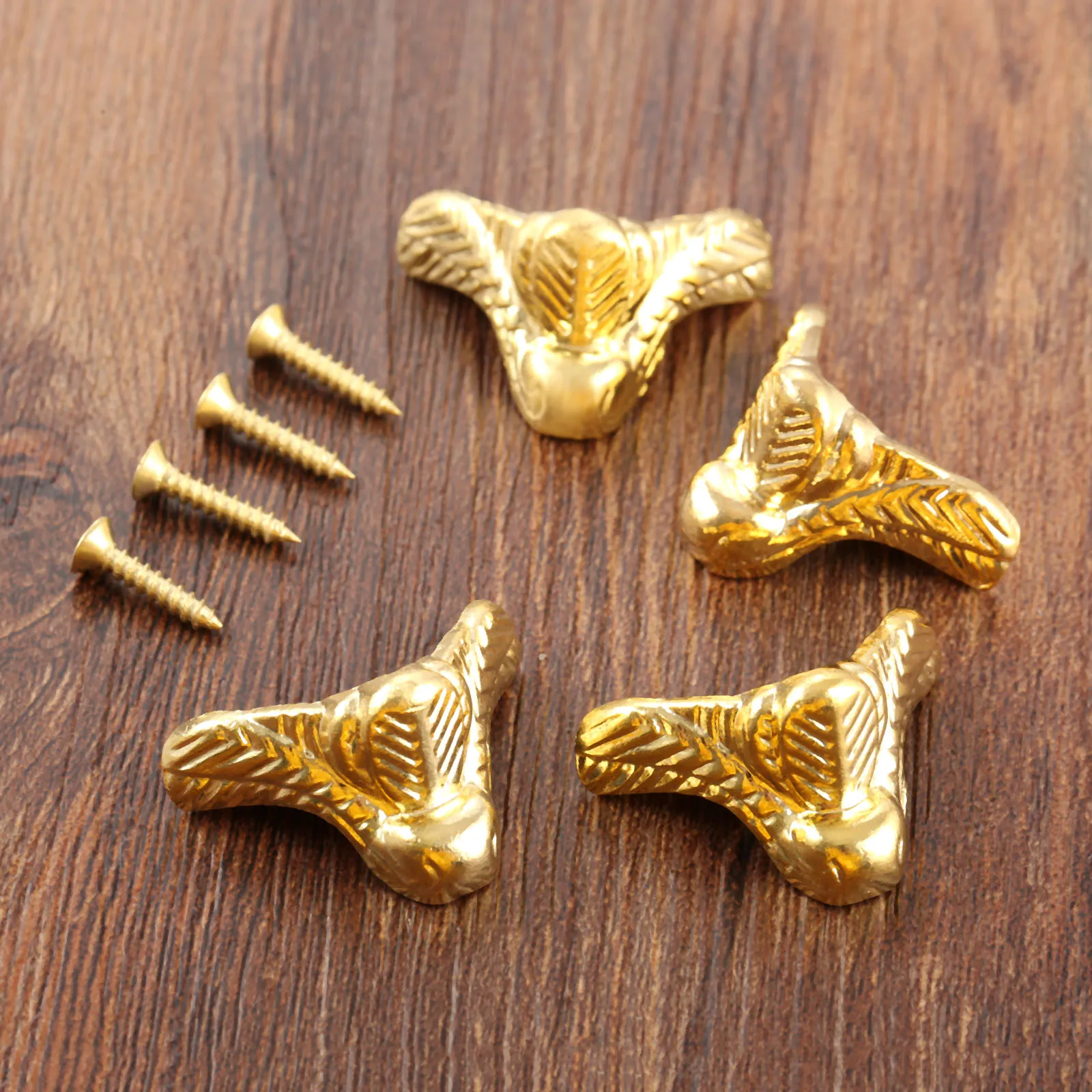 

4 шт. деревообрабатывающий инструмент для резки Угловые протекторы для коробки 29*17 мм ящик для украшений Подарочная коробка деревянная Чехол Декоративные ножки ножкой Угловой протектор Поддержка кронштейн