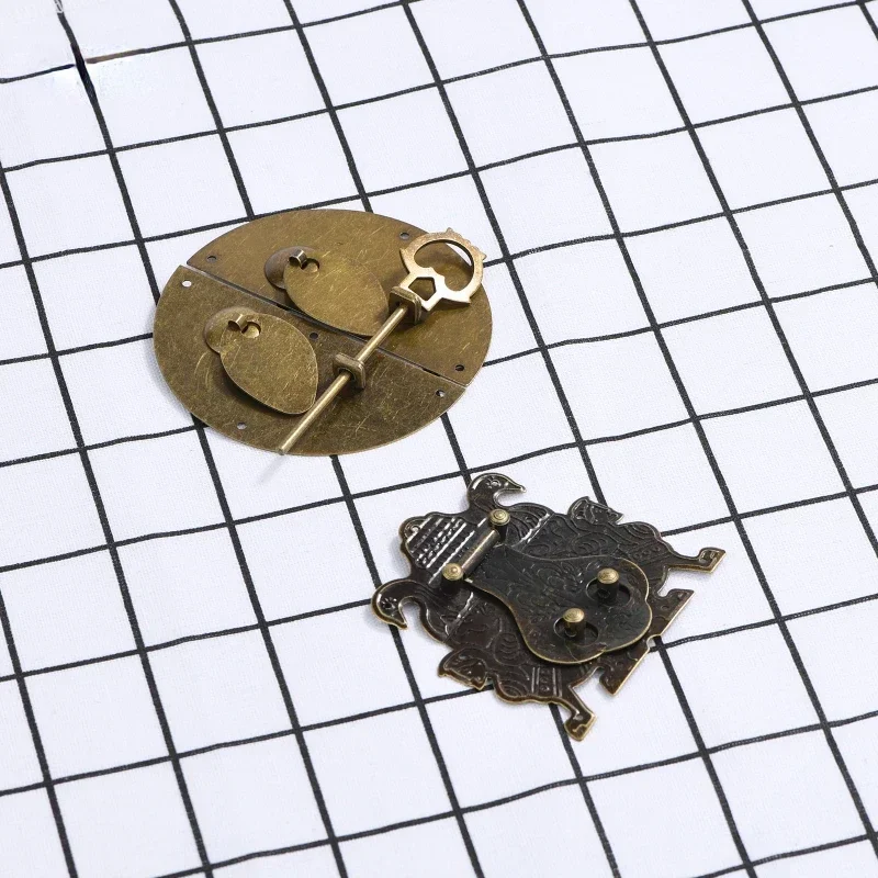 1 шт. старинная искусственная кожа с застежкой-пряжкой деревянная шкатулка для