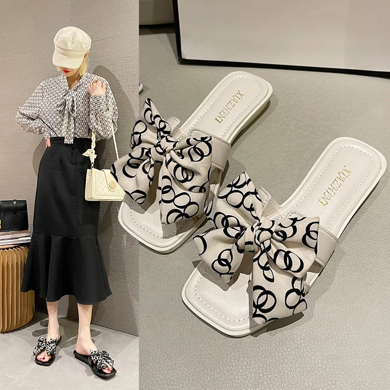 

Women's Slippers 2022 Summer Square Toe Flat Bottom Slip on Sandals Outdoor Low Heel Elegant Flip Flops Beach Shoes