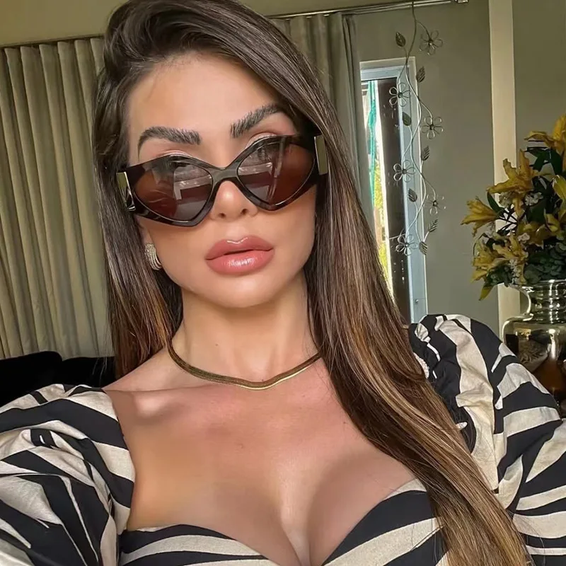 D2823 Modern CharmINSStyle Sunglasses Trend Street Snap Model Catwalk Glasses Female