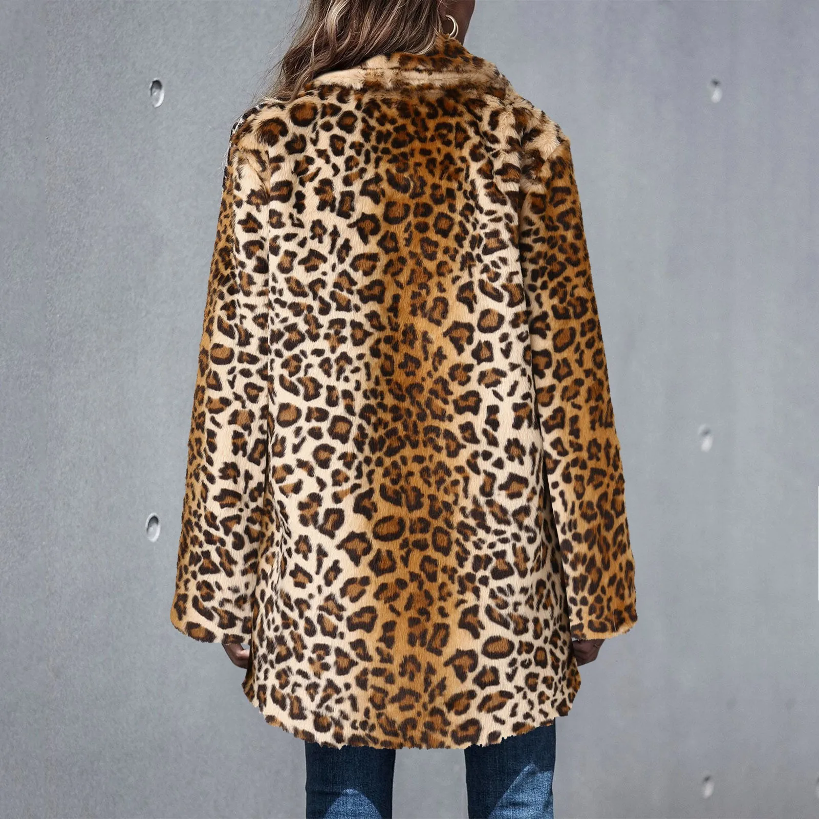 

Женская куртка с рукавом до локтя, женское пушистое модное пальто с длинным рукавом и леопардовым принтом, новинка, костюм средней длины с в...