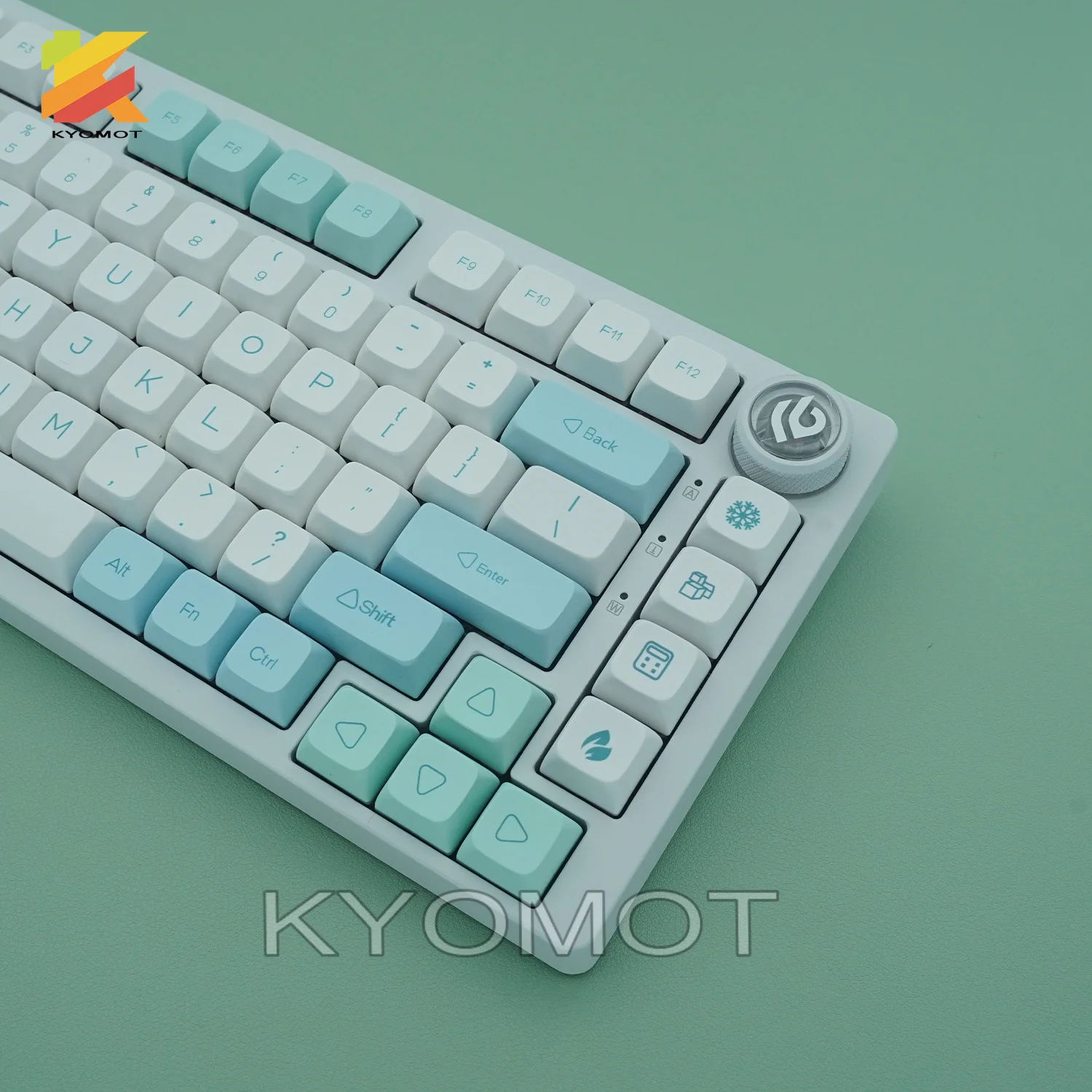 Фото Колпачки для клавиш KYOMOT 132 Keys Ice Crystals Mint, PBT, сублимационная печать, профиль XDA, сине-голубые, для механических клавиатур с переключателями MX. №4