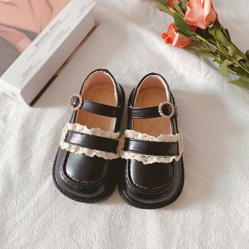 

Adorable and Trendy: Girls' Lace Princess Shoes with a Touch of Sweetness (1-4 Years)