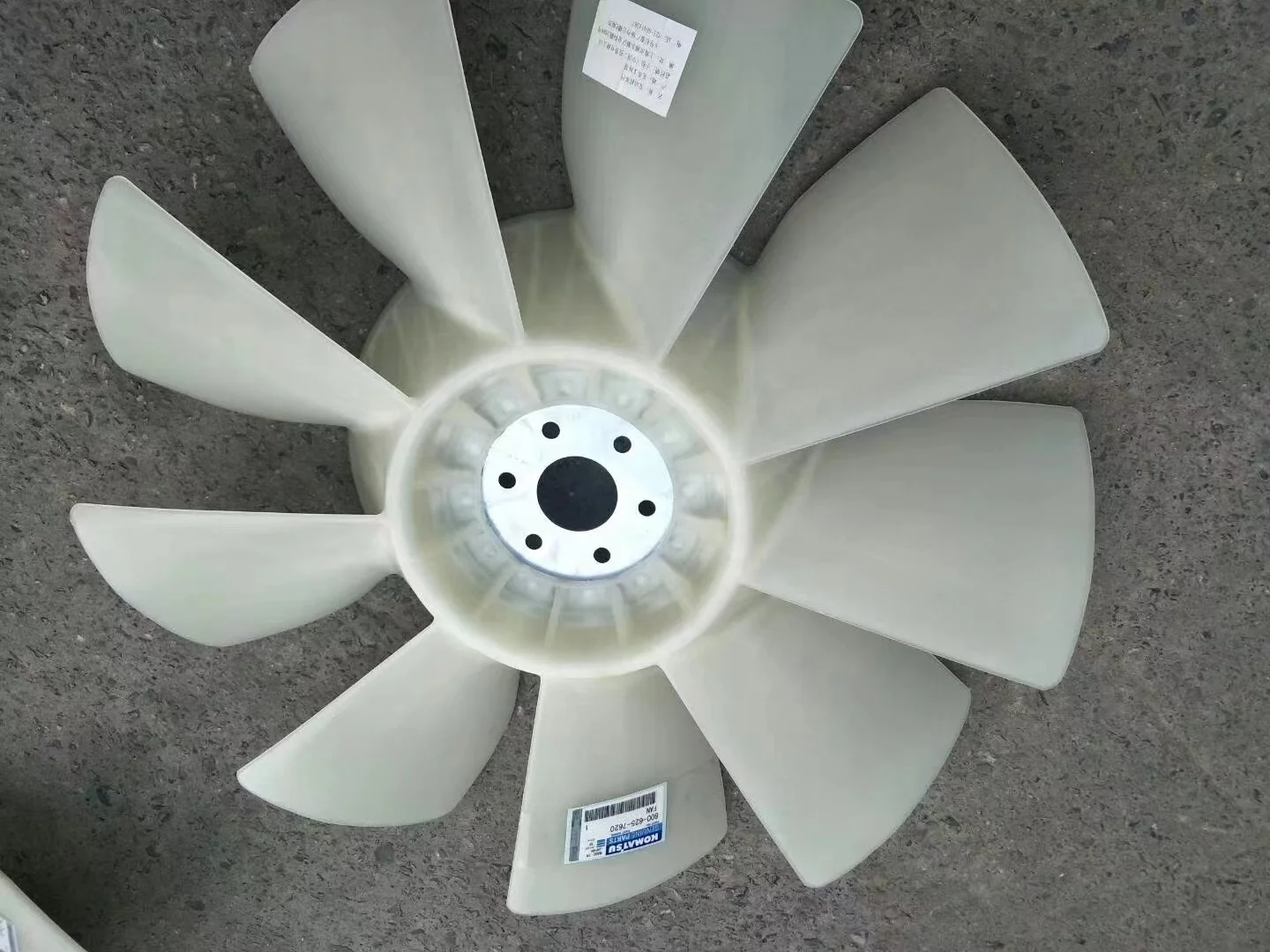 Детали двигателя 6D114 лопасть вентилятора 6D125 охлаждающий вентилятор 600-635-5870 для