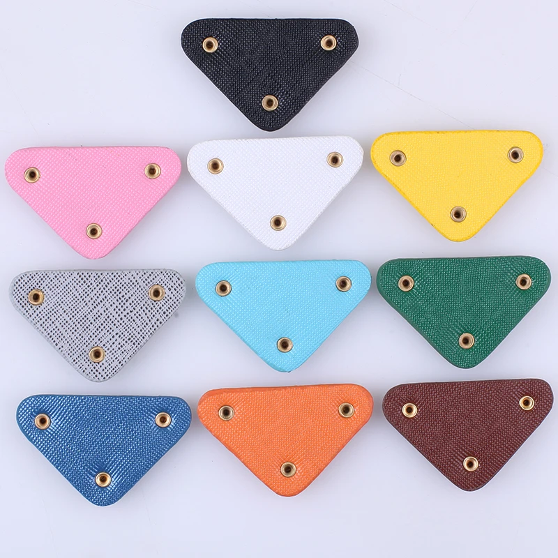 

Triangular Sew On Patches for Clothing Diy Cutstom Brand Logo Sequin Patch Badge on Hats Package Appliques for Tie Clip Hair