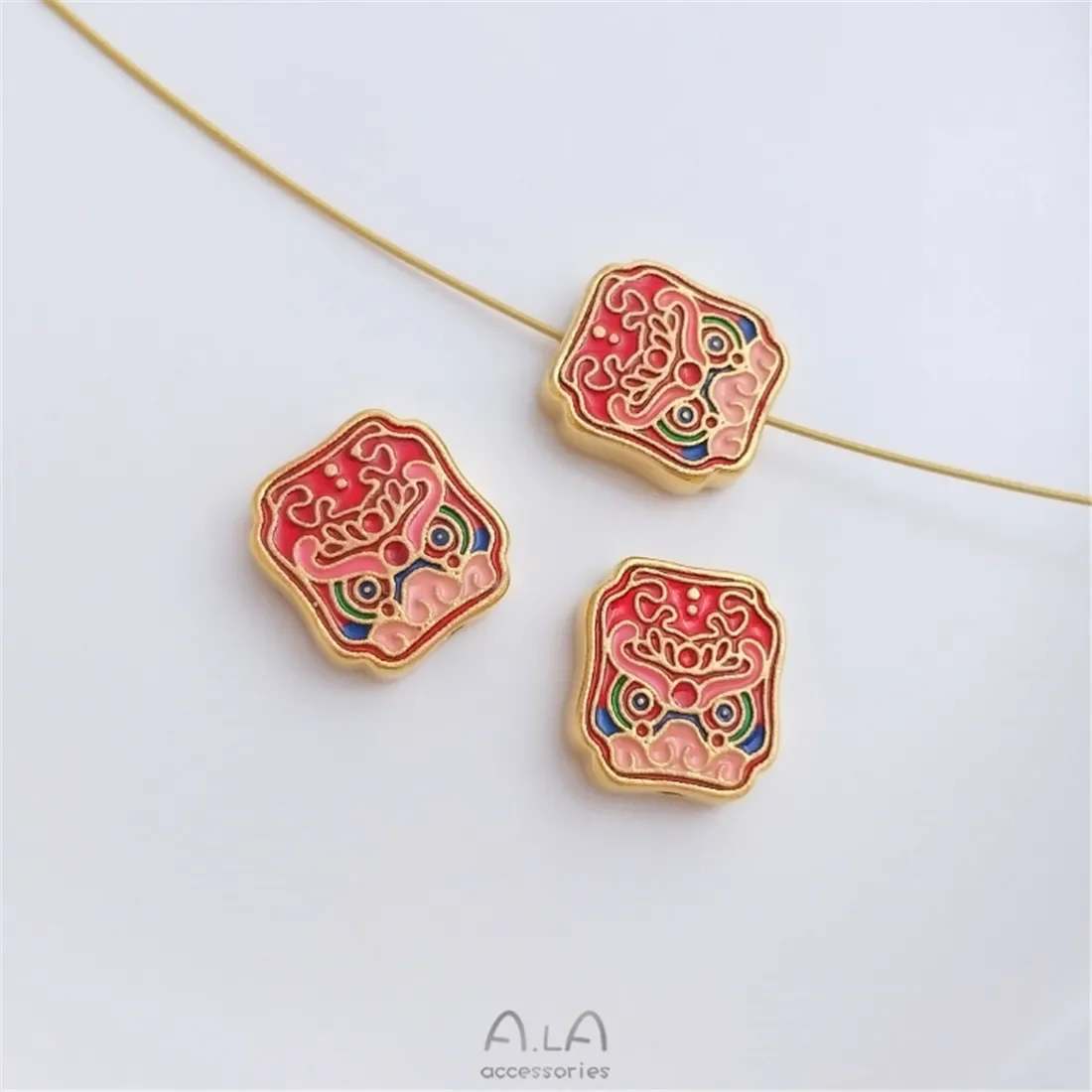Sha Jin Di You Shao Lan Chuan Zhu Аксессуары Zhao Cai Mao Xing Shi Lian Hua Ge Gu Y Браслет Ювелирные изделия