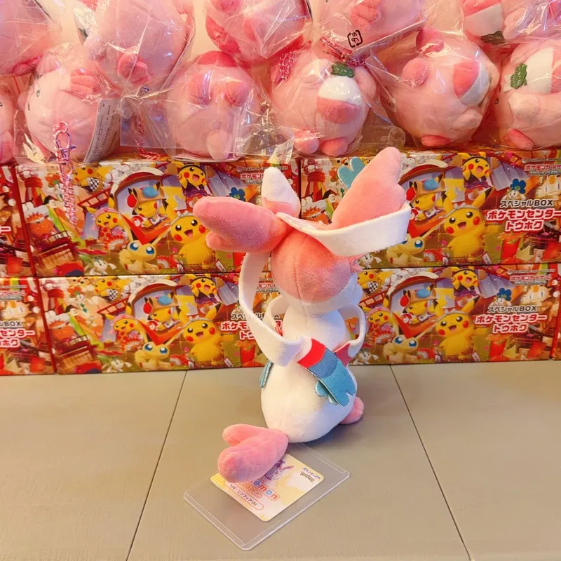 Фото Плюшевая игрушка Pokémon ALL STAR COLLECTION Sylveon, размер S, 23 см (9 дюймов), милая плюшевая игрушка типа Fairy, официально лицензированная, импорт из Японии №4