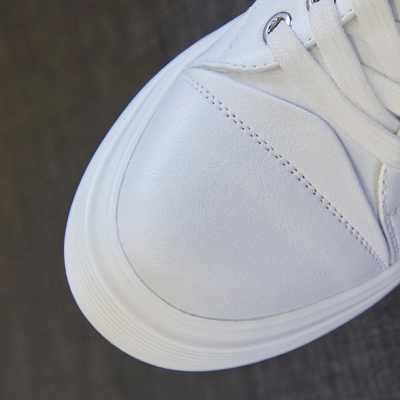 Женские массивные кроссовки осенняя повседневная женская обувь из натуральной