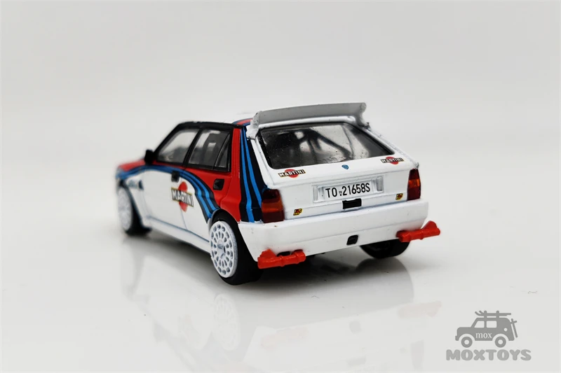 Мини GT 1:64 Lancia Delta HF интегрированная Evolution Martini LHD литая модель автомобиля |