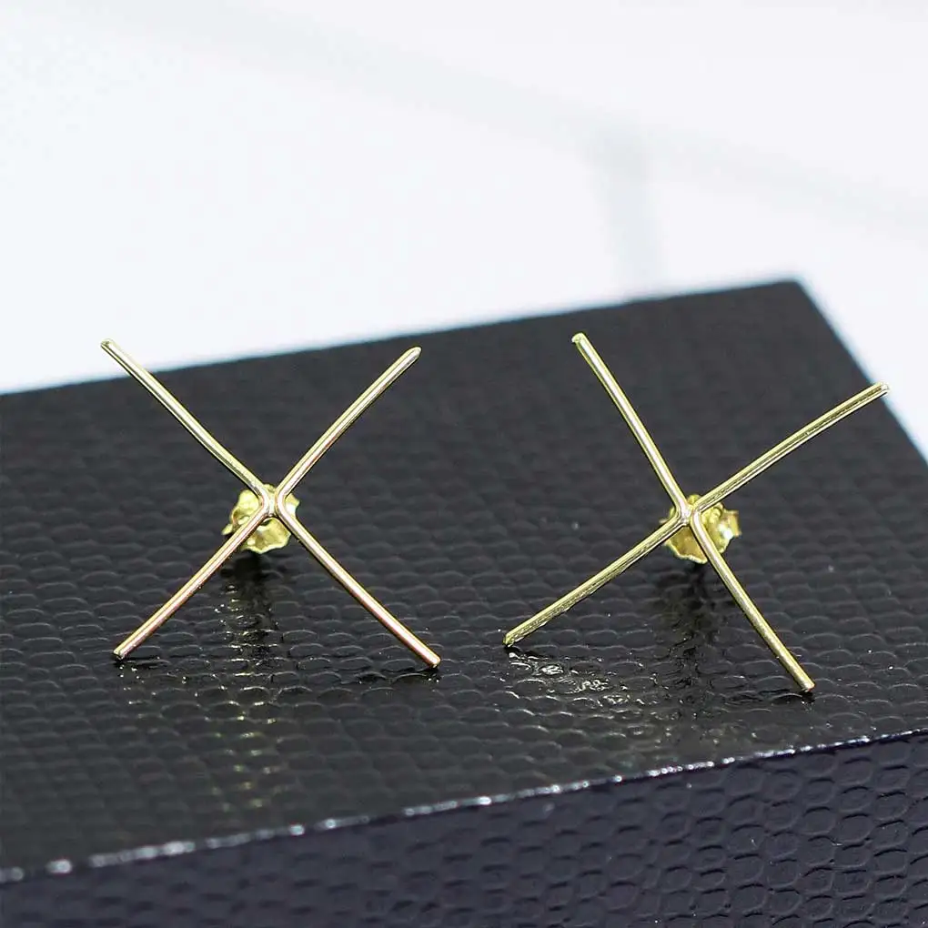 

Серьги-гвоздики из стерлингового серебра, 2 шт.