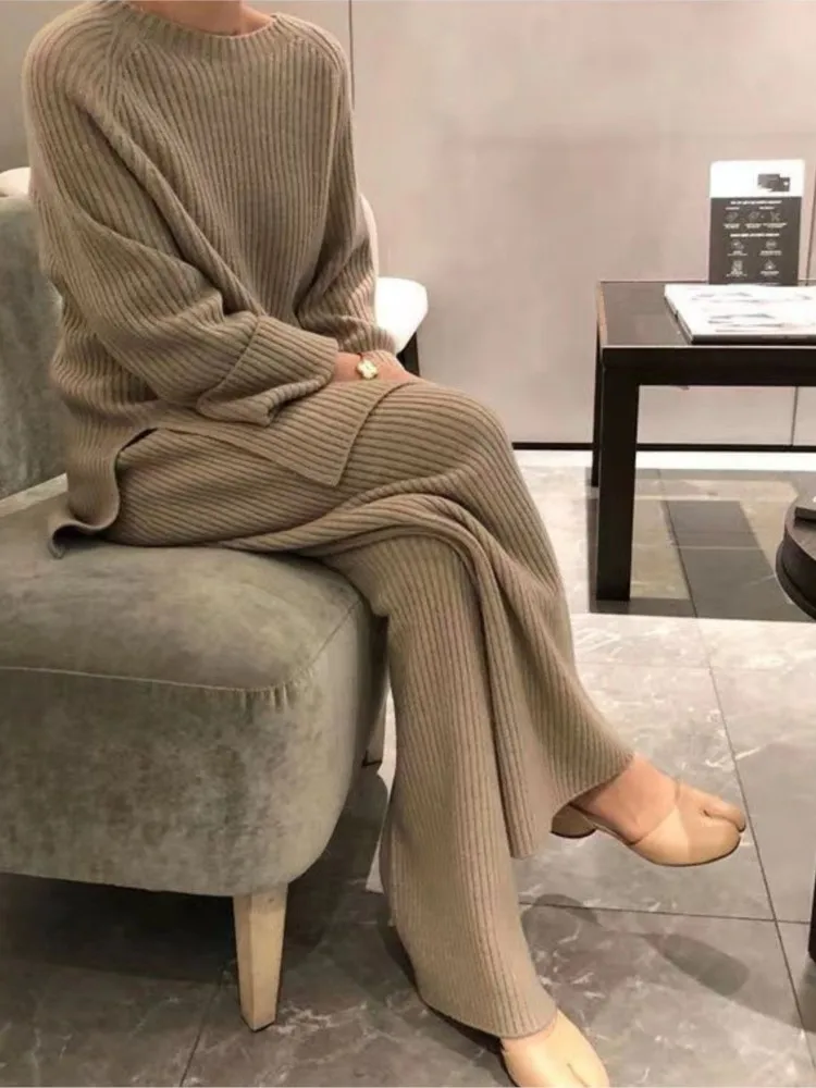 Осень-зима 2024 новые женские модные возрастные брюки из двух предметов вязаный