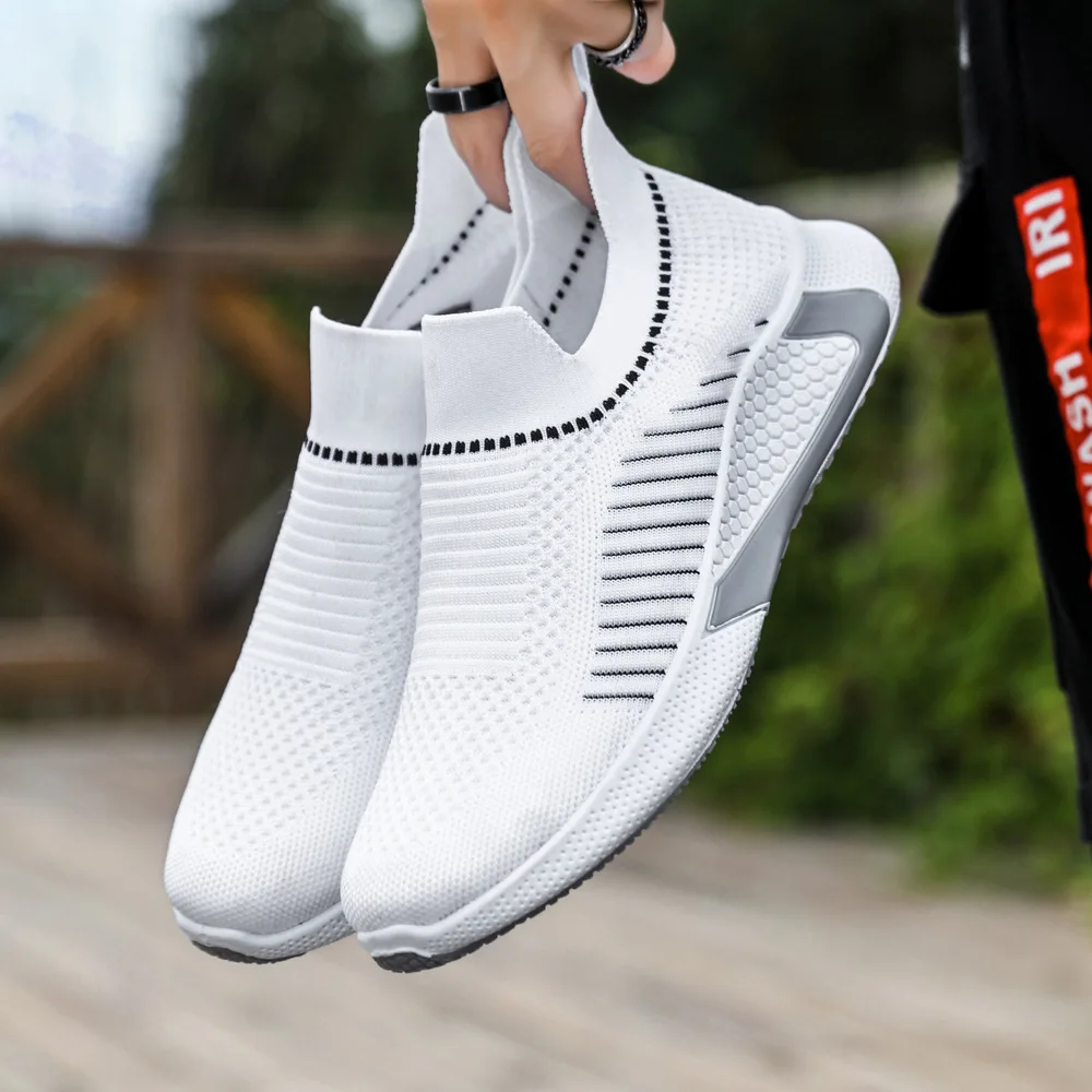 2022 New Spring and Autumn Soft Bottom Mesh Breathable Casual Shoes Easy To Put on And Take Off Flying Woven Sports Men's Shoes