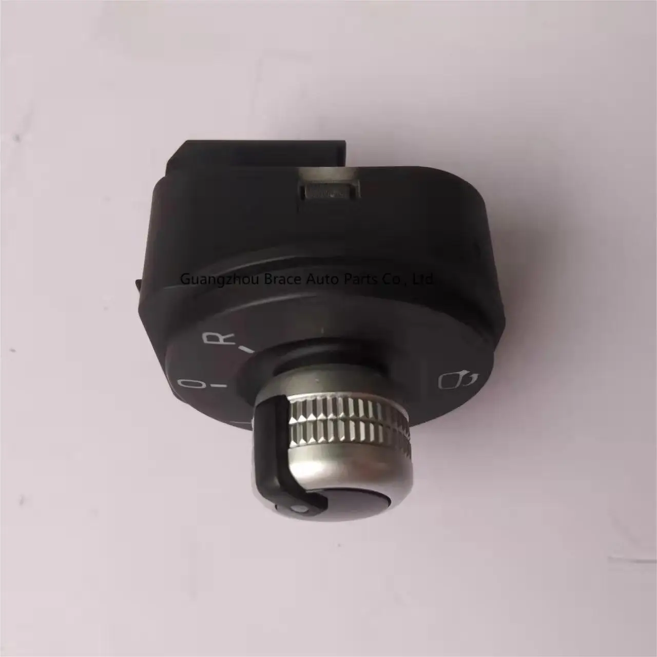 Rearview Mirror Adjustment Switch For JAC J7 A5 OEM 3750010V5000/3750010V5001 | Switches & Relays