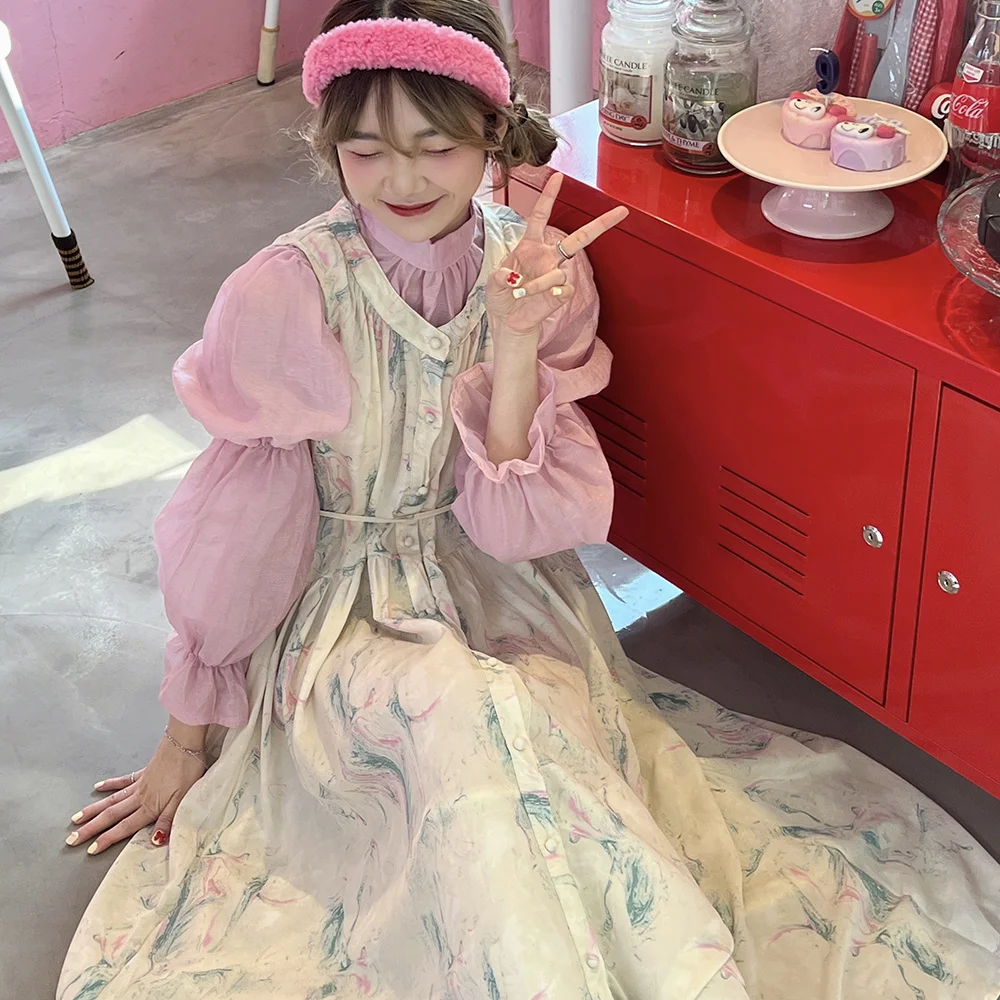 

Женский весенний костюм-двойка, блузка и длинное платье средней длины с галстуком