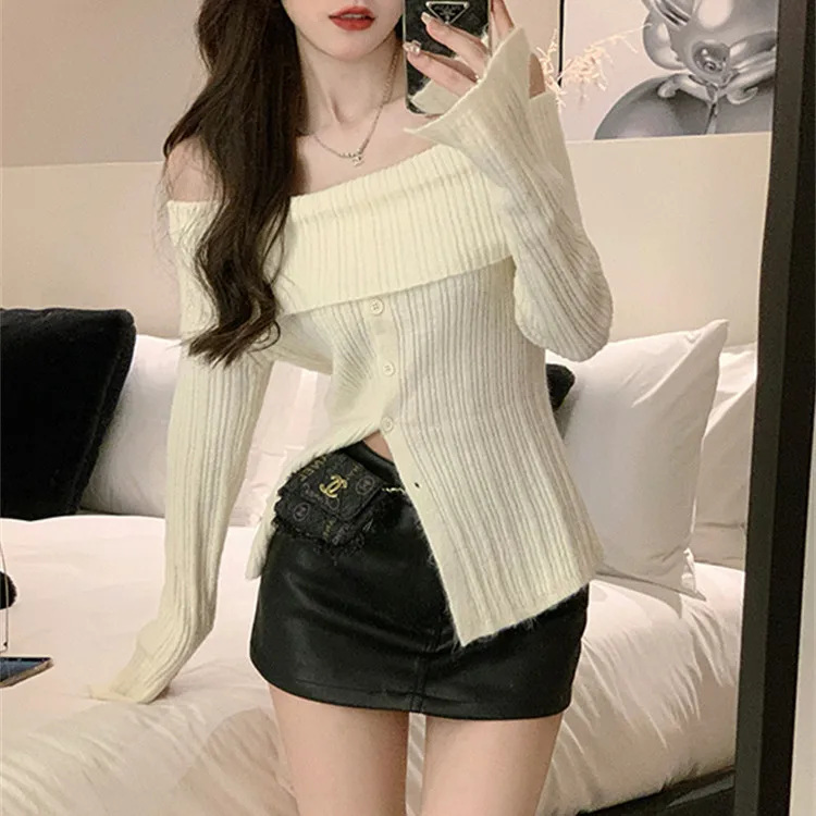 

VANOVICH Long-sleeved Solid Color Casual Sweater Autumn 2022 New Korean Style Fashion Sweet Slim Button Slash Neck Knitting Top