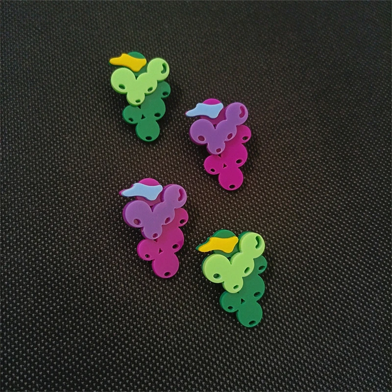 

KUGUYS Green Purple Acrylic Cute Grape Stud Earrings for Women Novelty Party Jewelry Fashion Girls Accessories