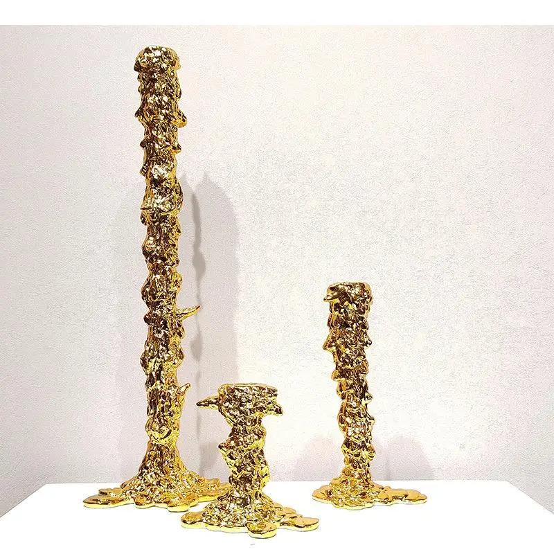 Подсвечники в форме расплавленной колонны украшение для стола