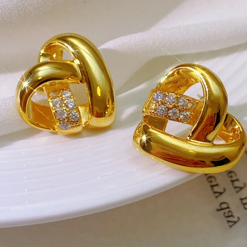 

Женские серьги-гвоздики в форме сердца, металлические серьги-гвоздики с кристаллами и латунным покрытием из 18-каратного золота в винтажном ...