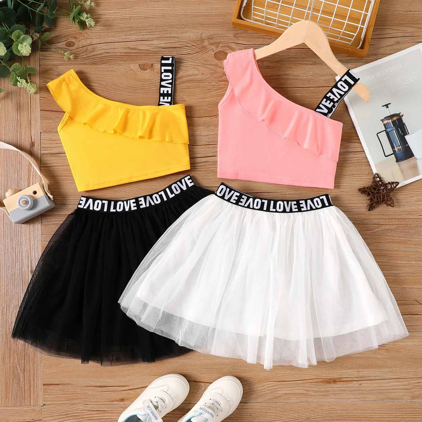 

PatPat 2-piece Kid Girl Letter Print Sleeveless One Shoulder Camisole and Mesh Skirt Set