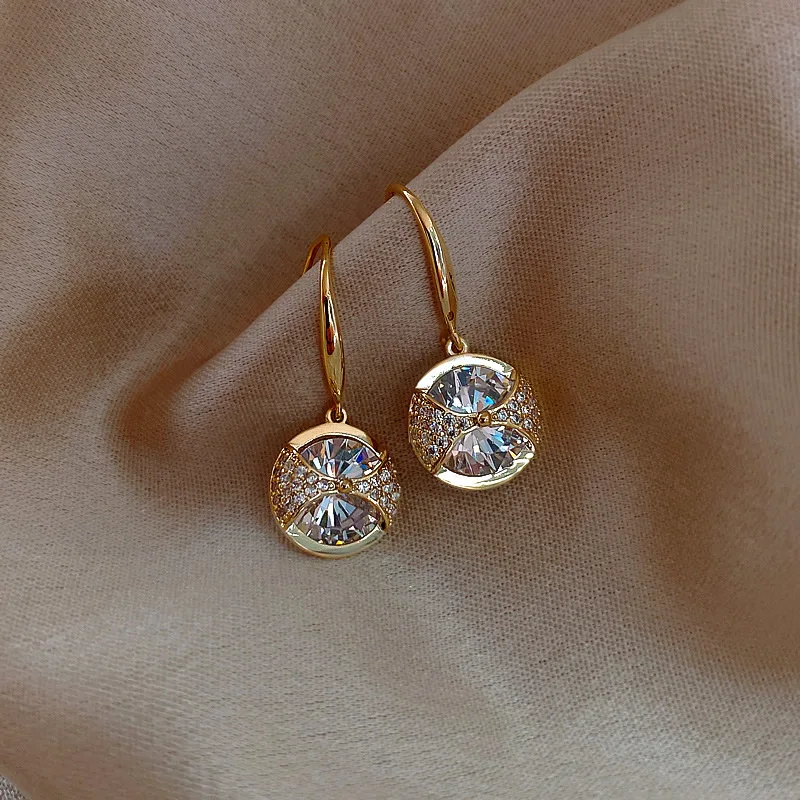 

Gorgeous Gold Color Dangle Earrings Women for Evening Party Elegant Accessories with Cubic Zirconia Brilliant New Jewelry