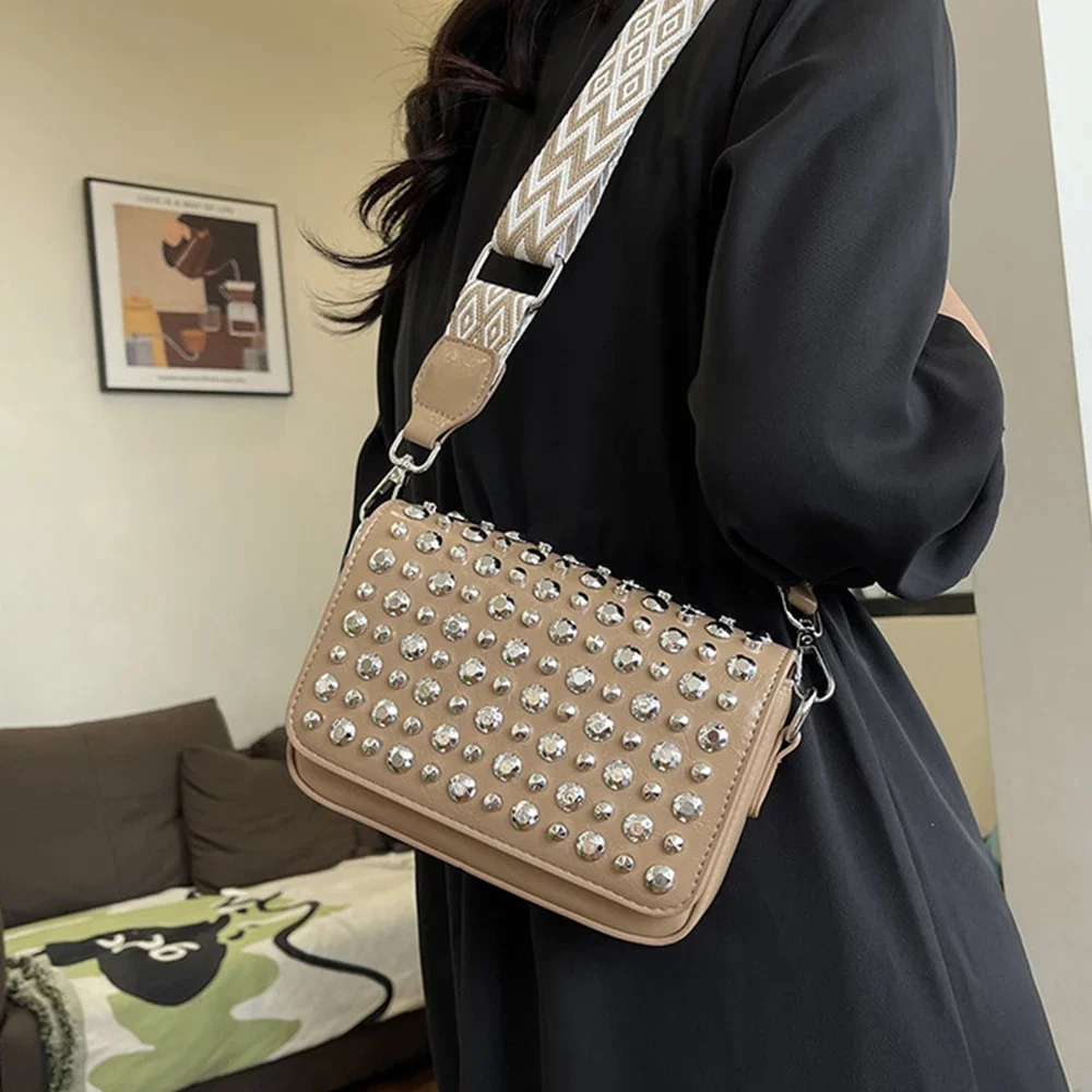 Модная женская сумка через плечо с заклепками и канцелярской кнопкой сумки для