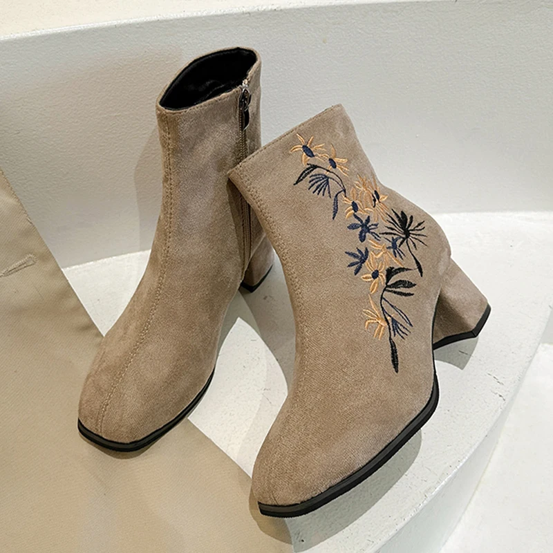 Женские замшевые ботильоны с случайным принтом элегантные модные зимние туфли