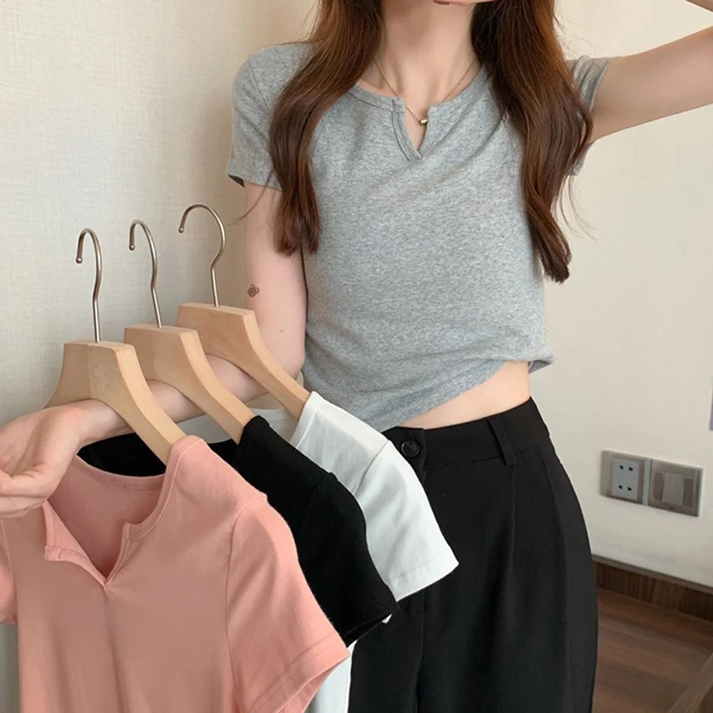 

Женская футболка с коротким рукавом, V-образным вырезом и коротким рукавом