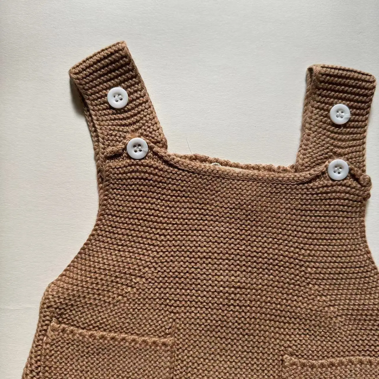 Детский трикотажный комбинезон без рукавов из хлопка