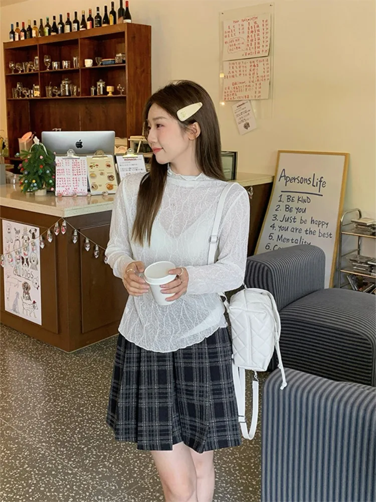 Женская рубашка с деревянными ушками и полувысоким воротником Design Sense Streamer