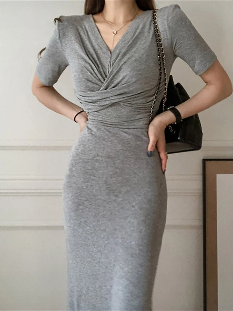 Женское длинное платье-макси с V-образным вырезом и коротким рукавом | Женская