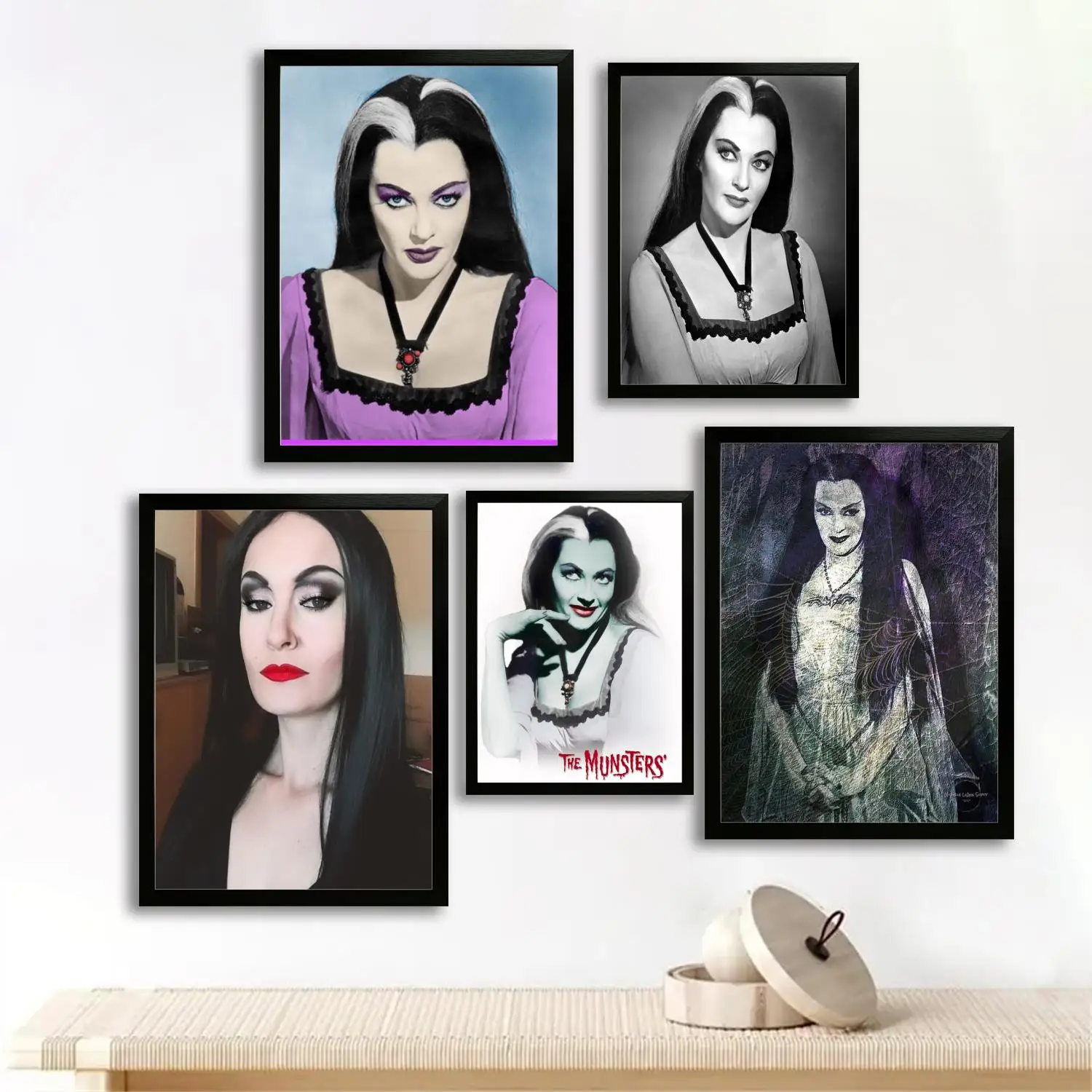 Плакат Лили Монстер на холсте