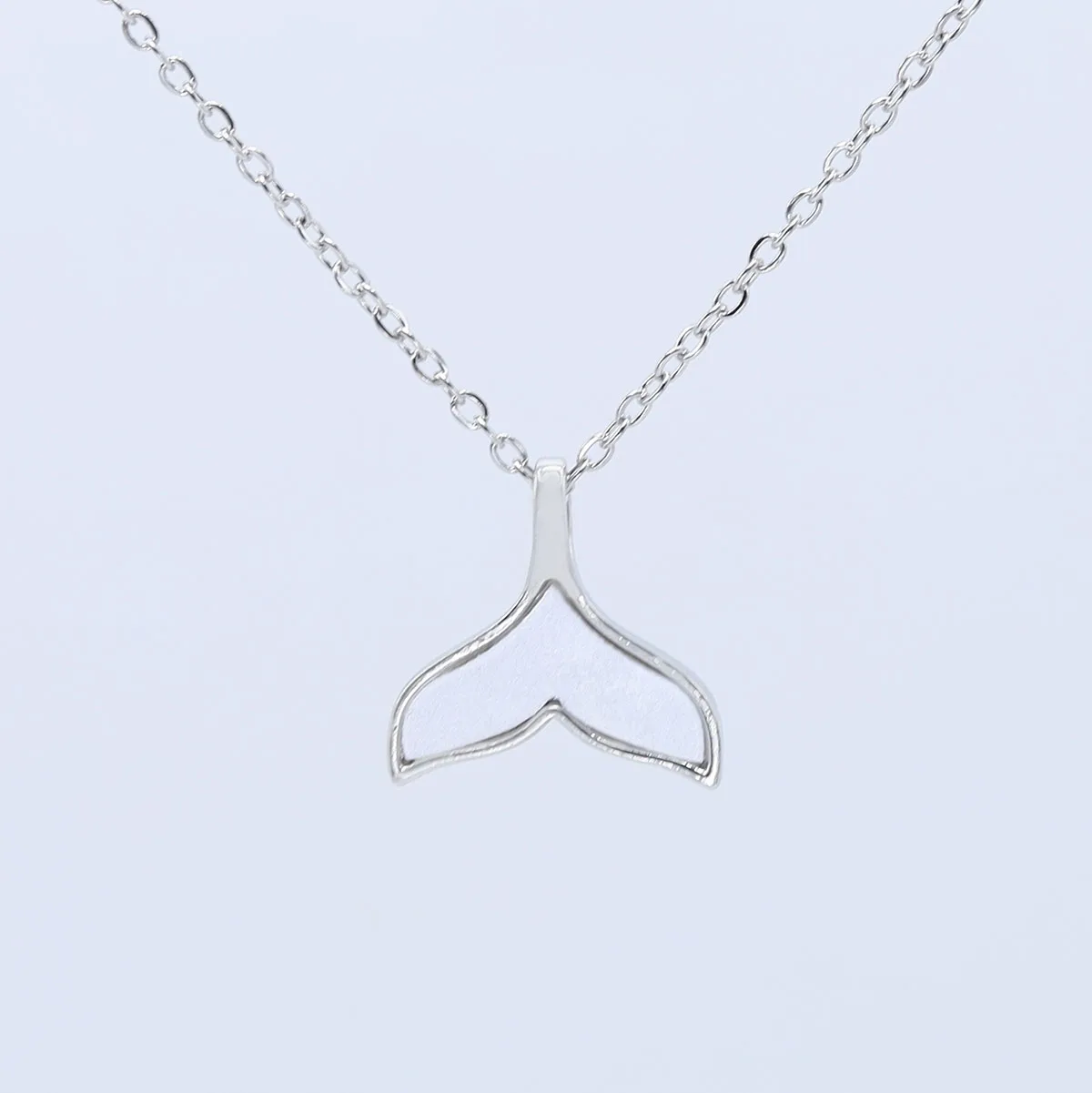 Ожерелье из серебра 925 пробы с рыбьим хвостом и Китом