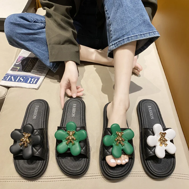 

Cute Flower Sandals and Slippers Women Wear Joker Muffin Platform Fashion Women Beach Shoes In Summer Shoes for Women Sandalias