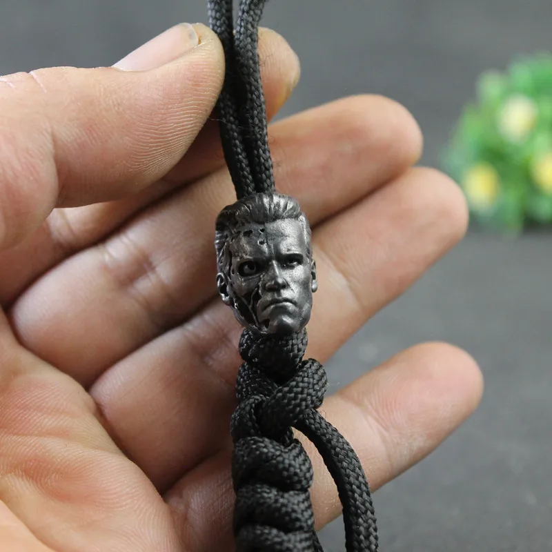 

Robot Warrior Brass Knife Beads EDC Outdoor DIY Paracord Woven Lanyard Pendants Accessories Hot Movie Character Head Sculptures