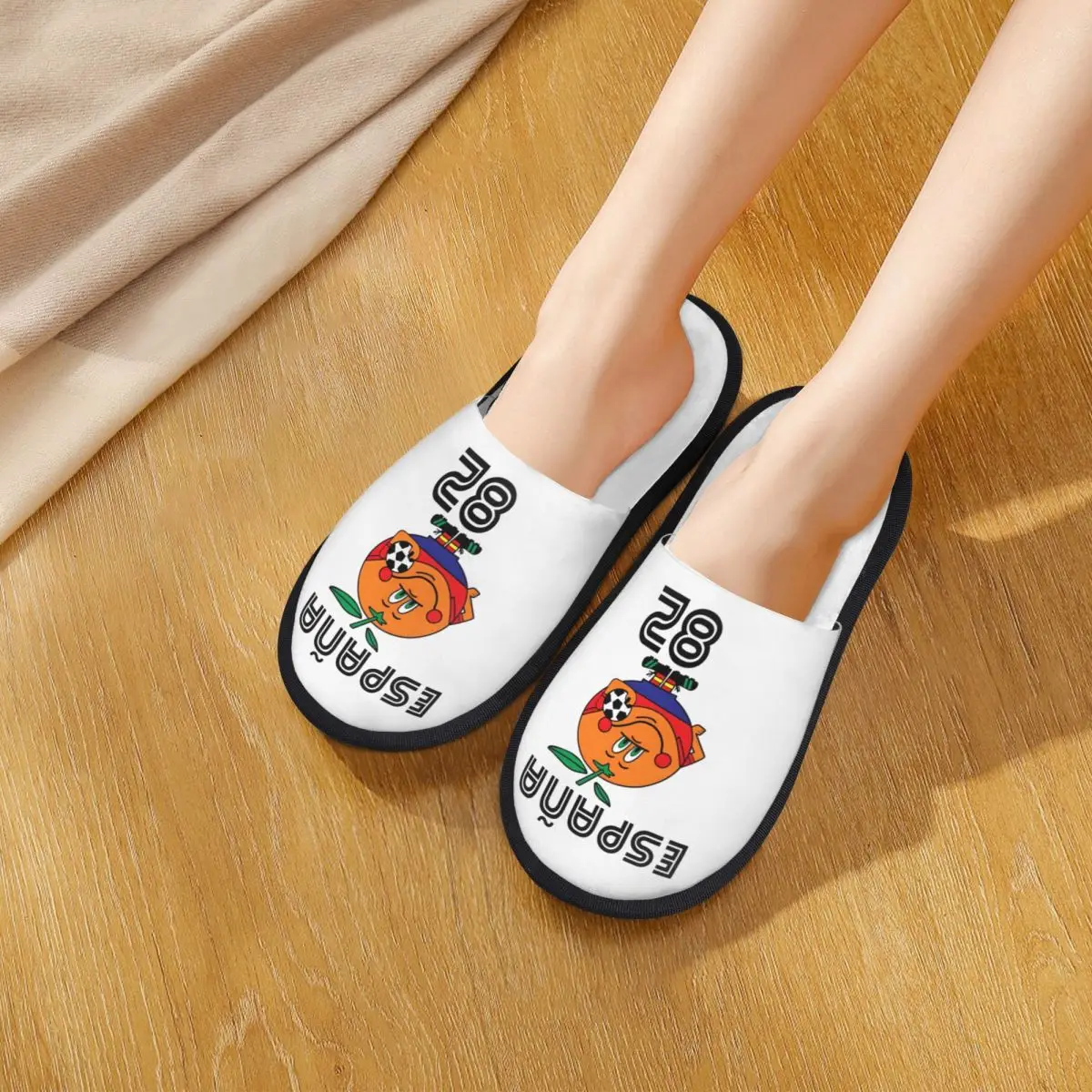 Нескользящие пушистые тапочки Naranjitos Espana 82 Испания талисман 1982 футбол мягкие