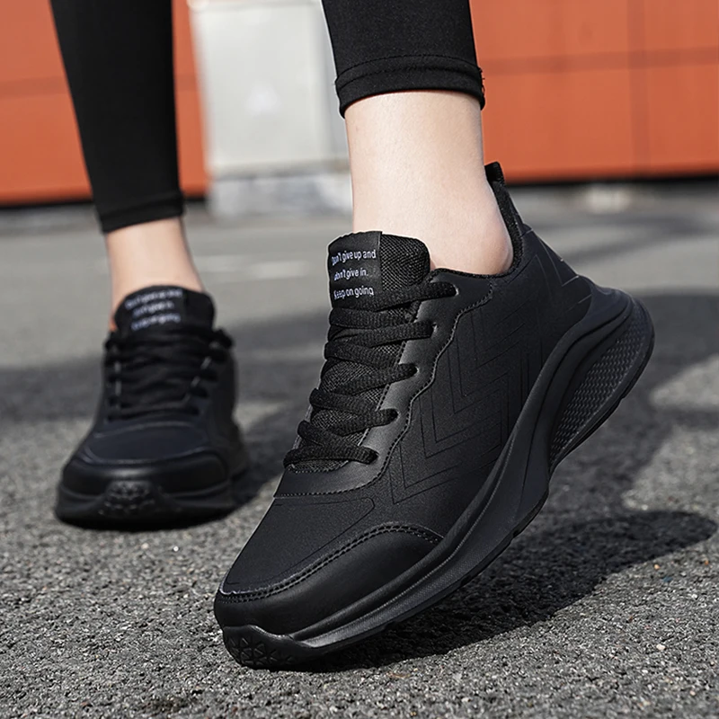 

2023 Women Casual Shoes Lightweight Soft Female Vulcanized Shoes Outdoor Non-slip Women's Sneakers Lace Up Tennis Free Shipping