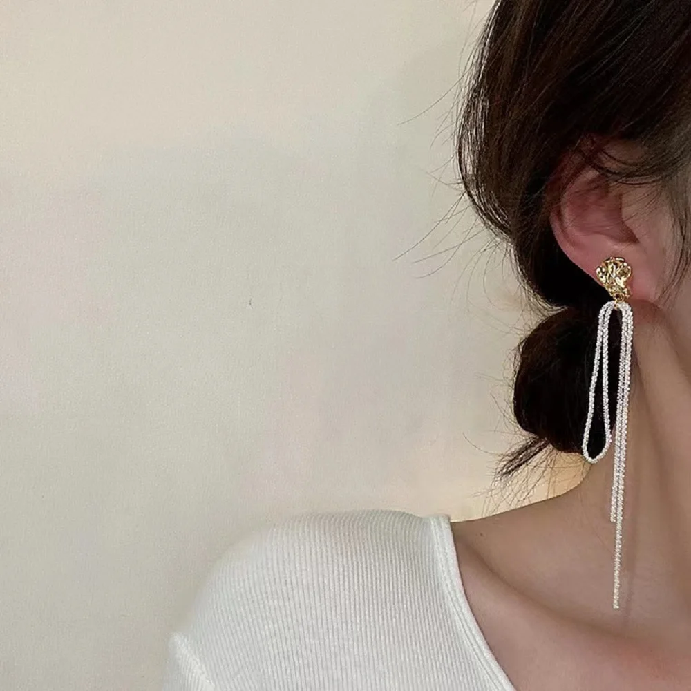 

Trend New Fashion Simple Temperament Earrings Hot Selling Gift Small Fresh Temperament Earrings Wholesale Direct Selling