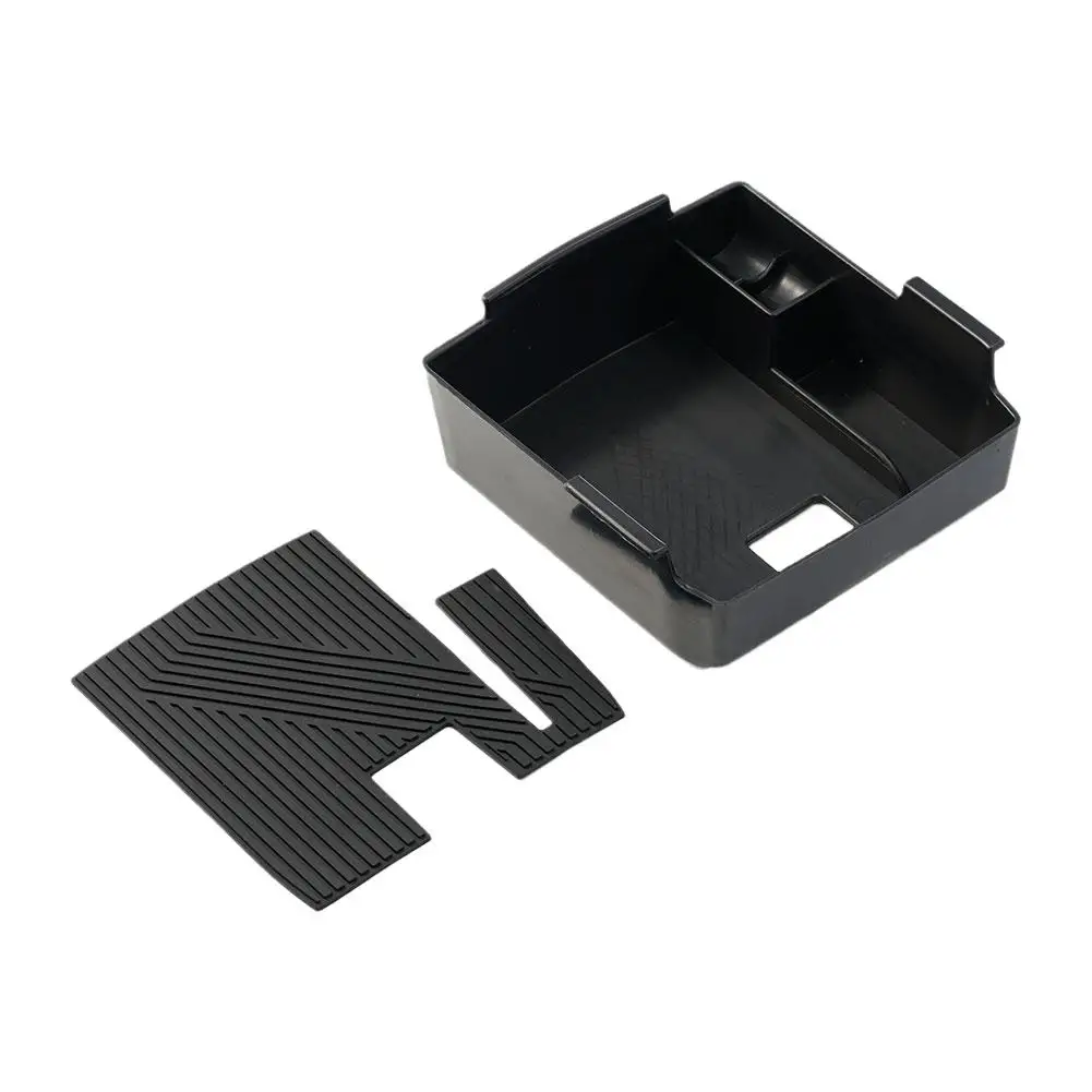 Рисунок 4 - Автомобильный контейнер для центрального подлокотника