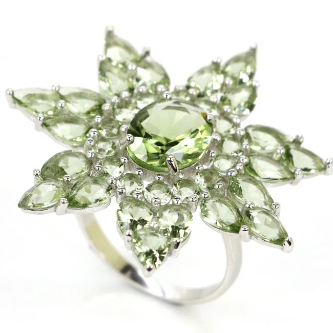 Кольца из серебра 8 1 пробы с зеленым аметистом изумрудом 37x37 мм