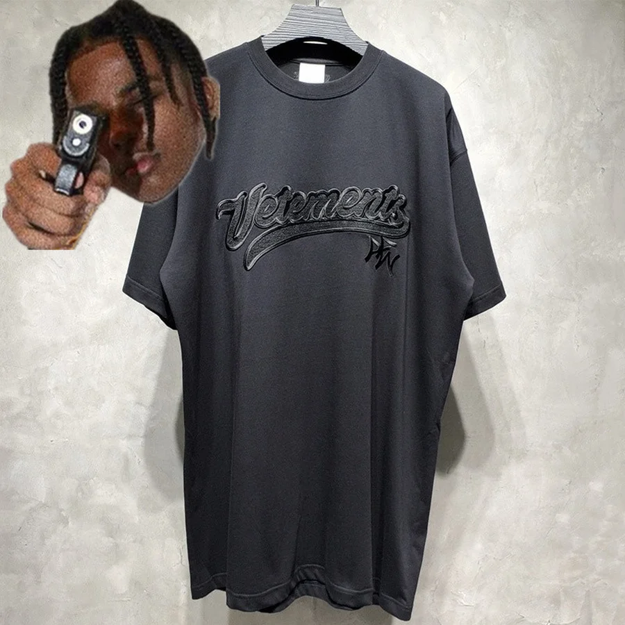 

Black Red Embroidered Vetements Logo T shirt Men Women 1:1 High-Quality Slightly Oversize Vetements Tee VTM Tops Short Sleeve