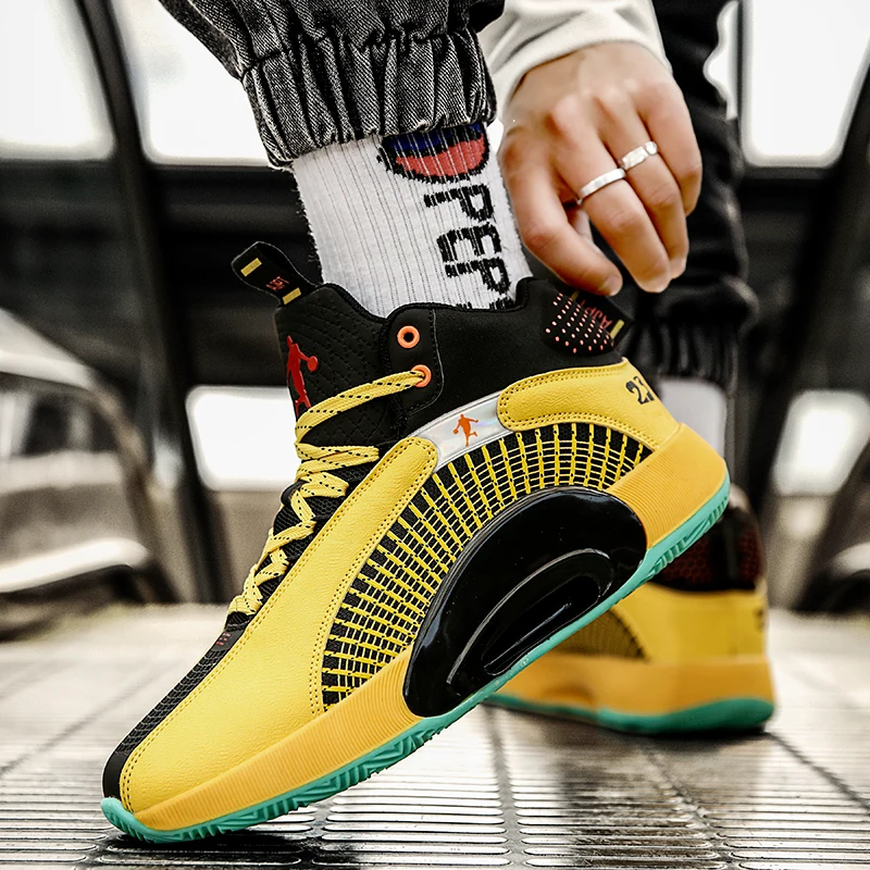 

Unisex Sneakers High Top Retro 35 Basketball Shoes Men Cushioning Athletic Male Basketball Boots Breathable Sneakers for Women