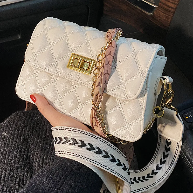 

High Quantity Diamond Lattice Handbags for Women 2022 Branded Design Women Chain Crossbody Bags Women Widen Strap Shoulder Bags