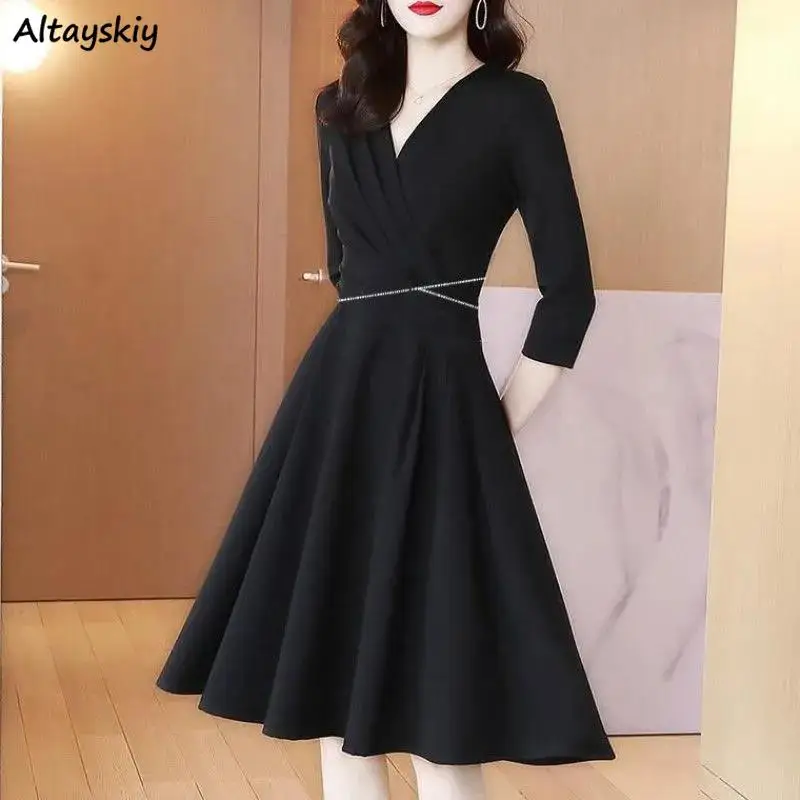

Women Black Dress V-neck Sequins Vintage Ladies Elegant Three Quarter Sleeve Knee Length Slim Vestidos Female Design New M-3XL