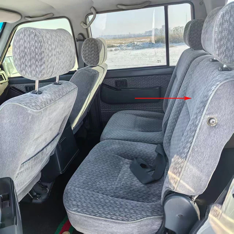 Фото Чехлы на сиденья Nissan Patrol Y60 с флисовой подкладкой, точная копия оригинальных заводских чехлов, замена чехлов для сидений Nissan Safari. №3