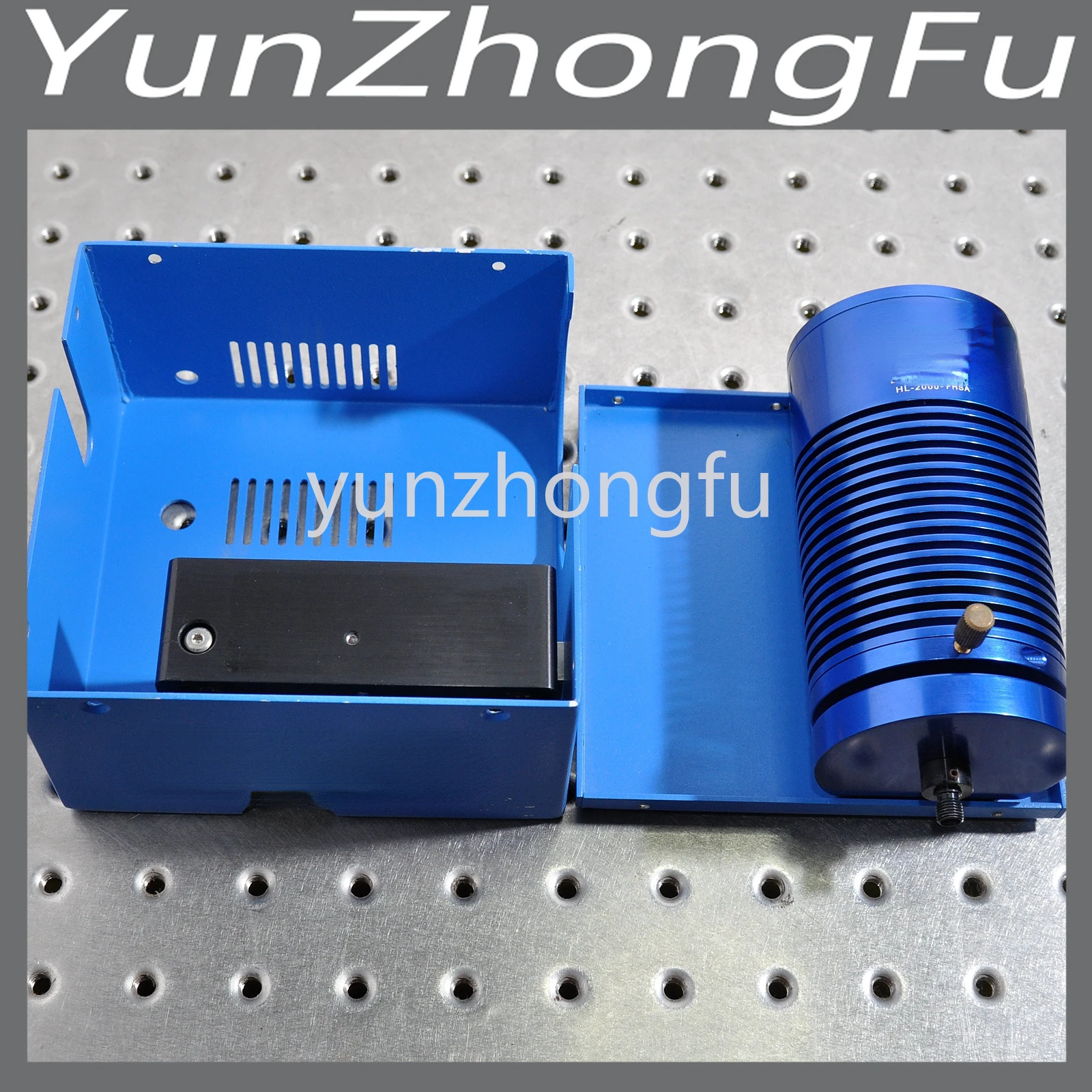 

USB2000+ spectrometer with HALOGEN LIGHT SOURCE HL-2000-FHSA