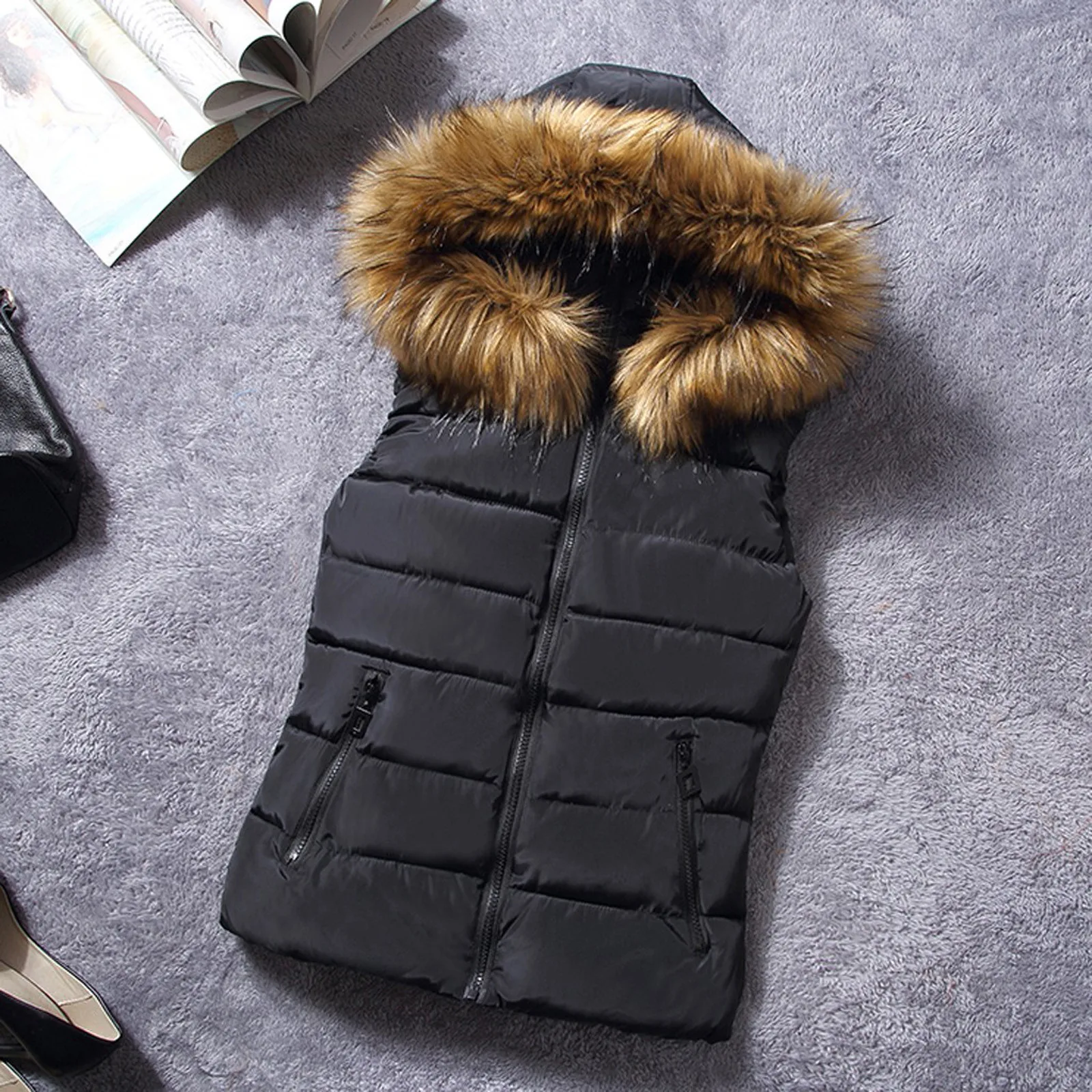 Winter Women Sleeveless Quilted Coats with Fur Hood Zipper Waistcoats Outwear Warm Casaco Feminino Inverno Down Jackets cotton