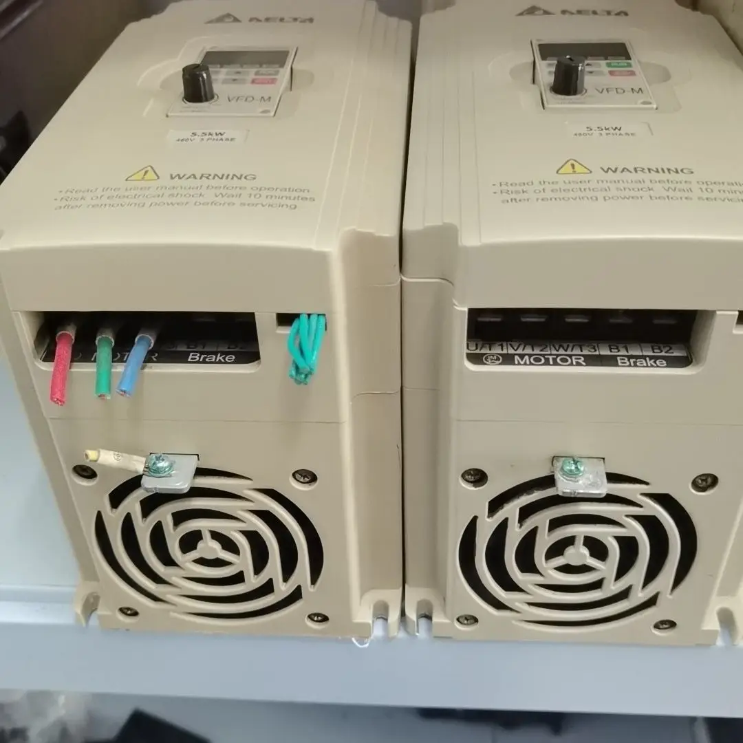 

Инвертор VFD055M43A, состояние б/у, 85% новый, хорошо работает с 3-месячной гарантией